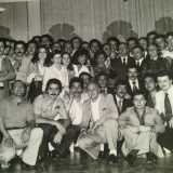 Dopo Bari Radio Uno Mino approda a Bari Canale 100 (in foto lo staff durante la festa del primo anno nel 1977). �Qui condussi il primo programma radiofonico dedicato al mondo femminile: si chiamava �Il Domestico�� 